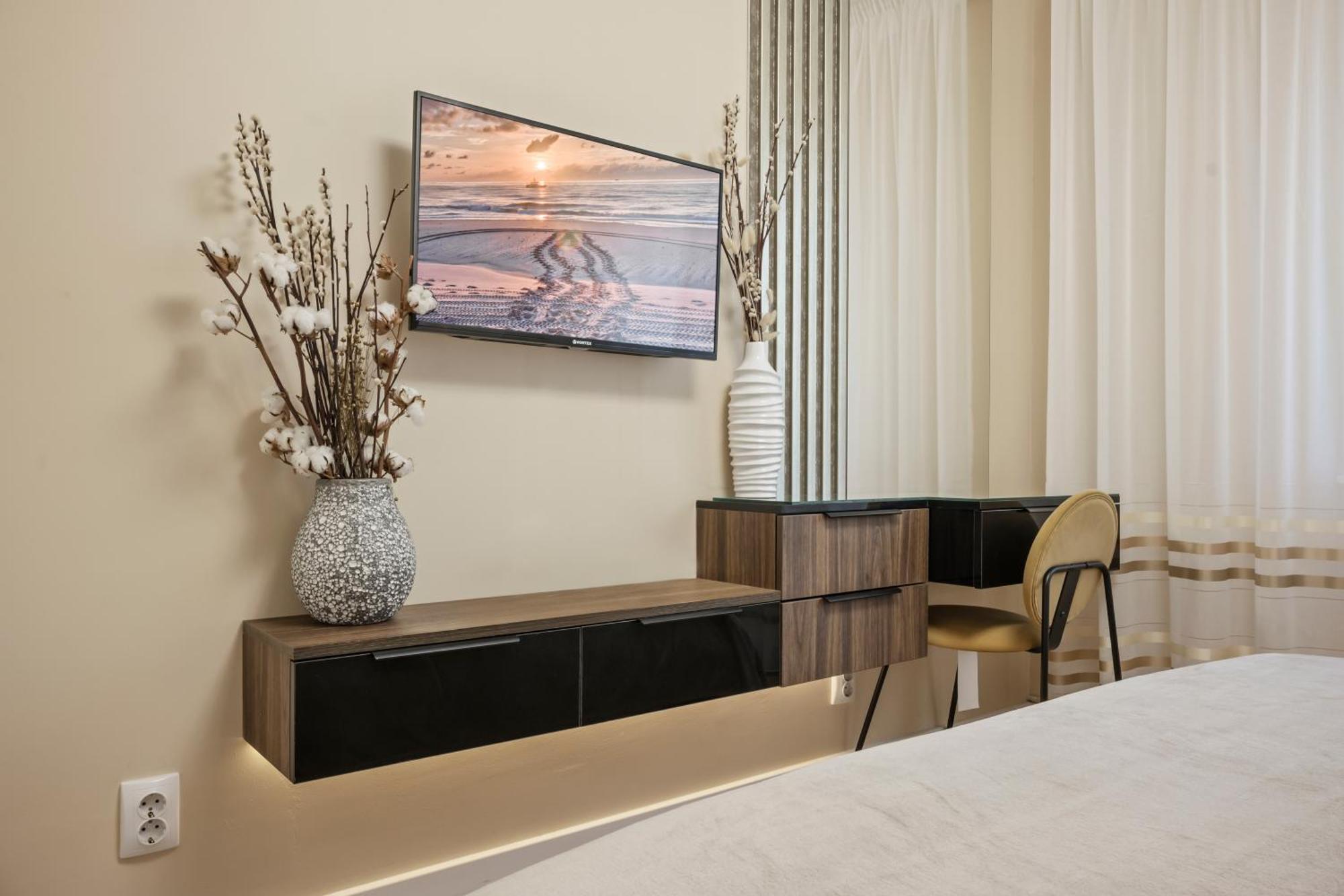 Awesome Apartment Bucarest Esterno foto